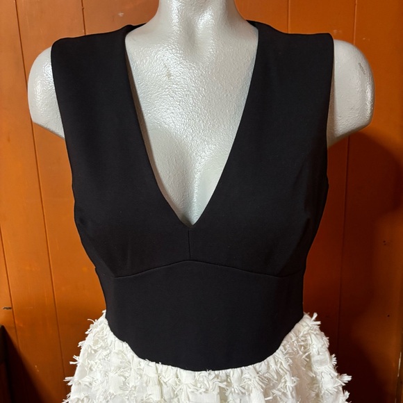 French Connection Black & White Party Dress 8 - Picture 3 of 14